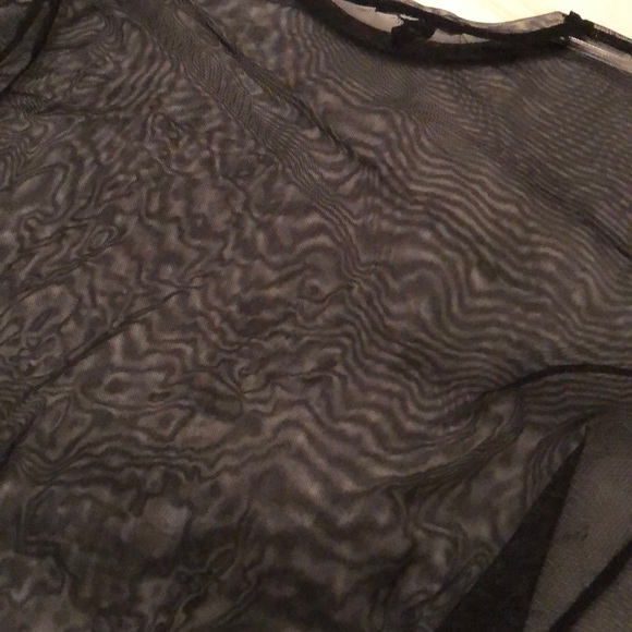 mesh crop top - Picture 2 of 2